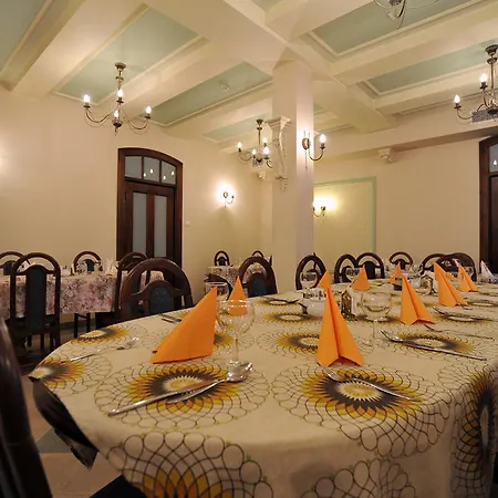 Hotel Stary